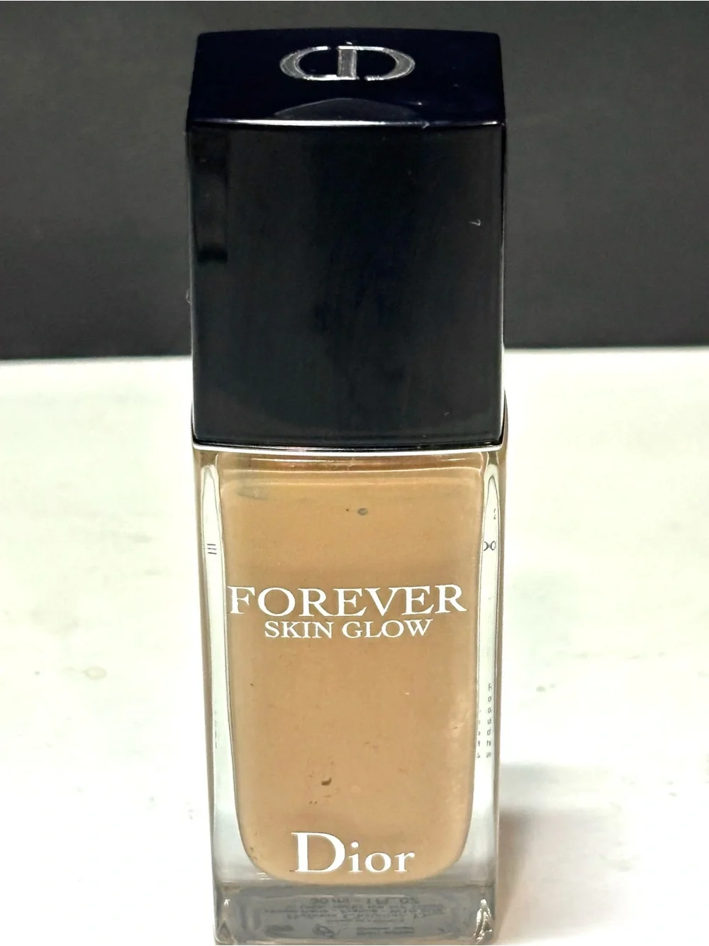 Dior forever 3W skin glow foundation